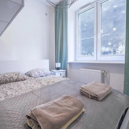 Citystay Zeromskiego Seaside Апартаменты *